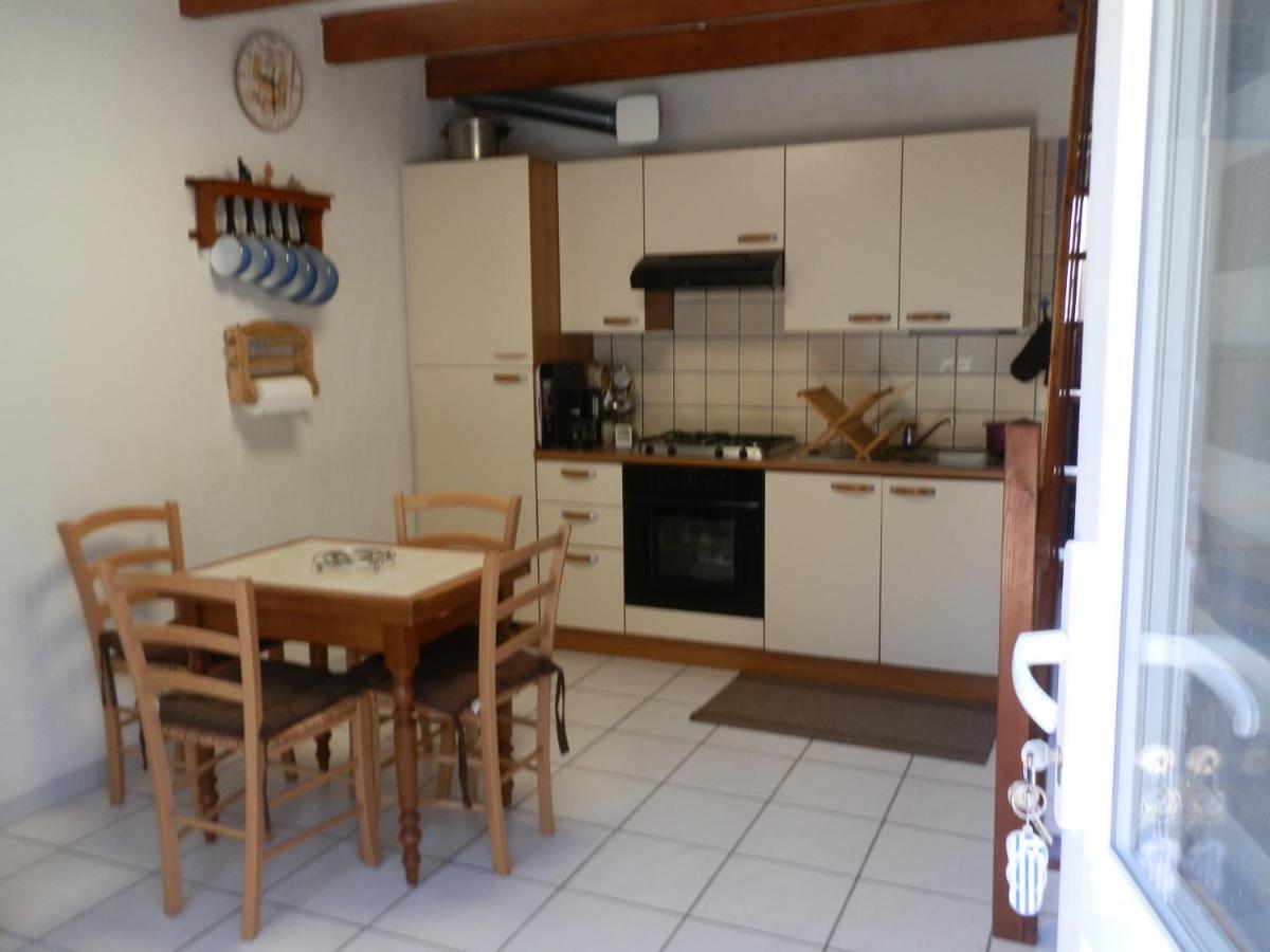 Pitchou Apartment Каси Екстериор снимка